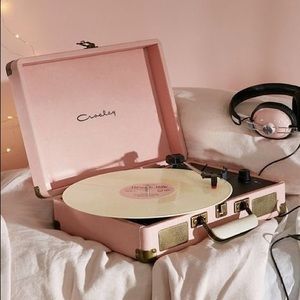 Meet your Posher, Aisha